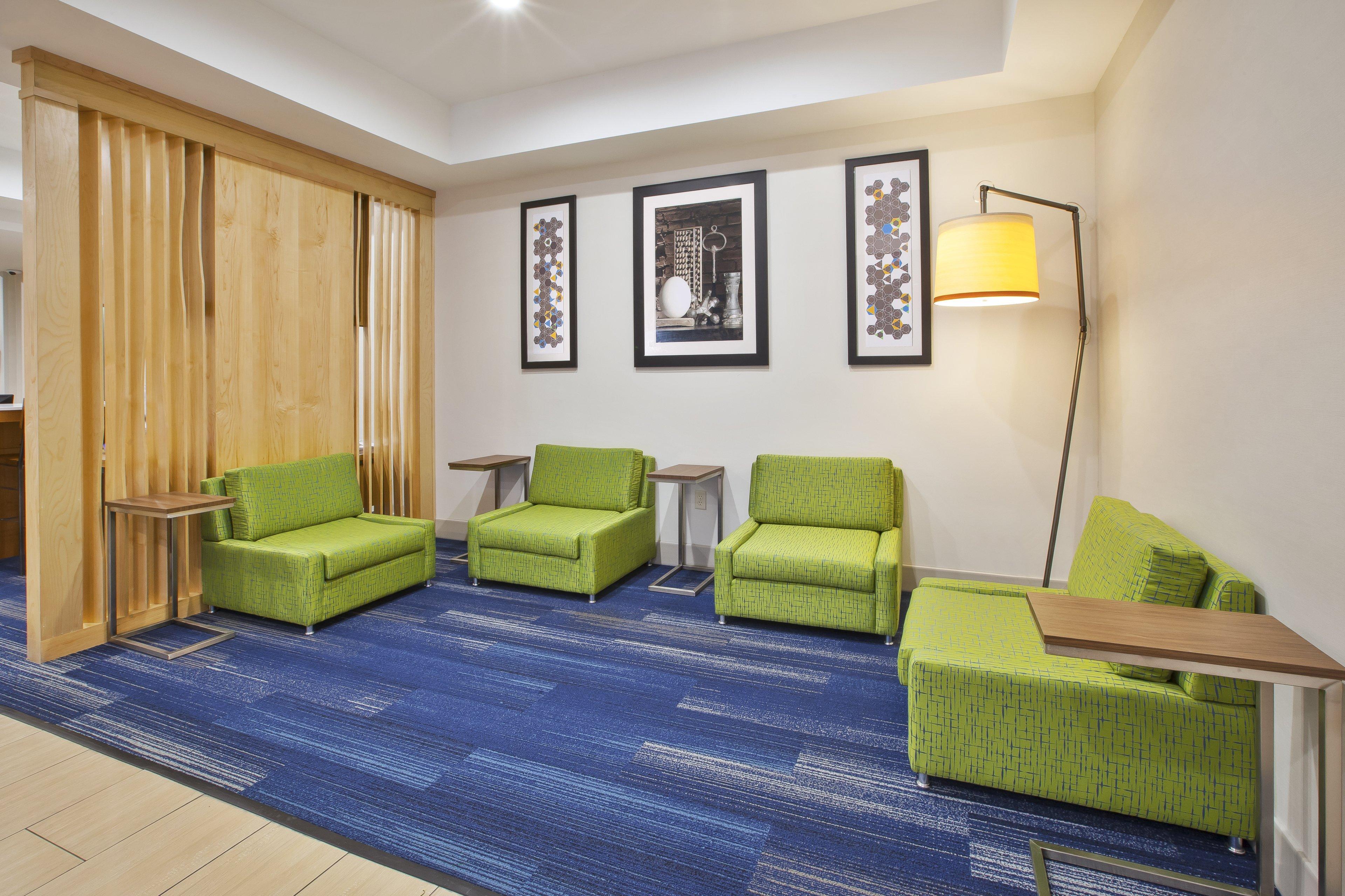 Holiday Inn Express Niles By Ihg Exterior foto