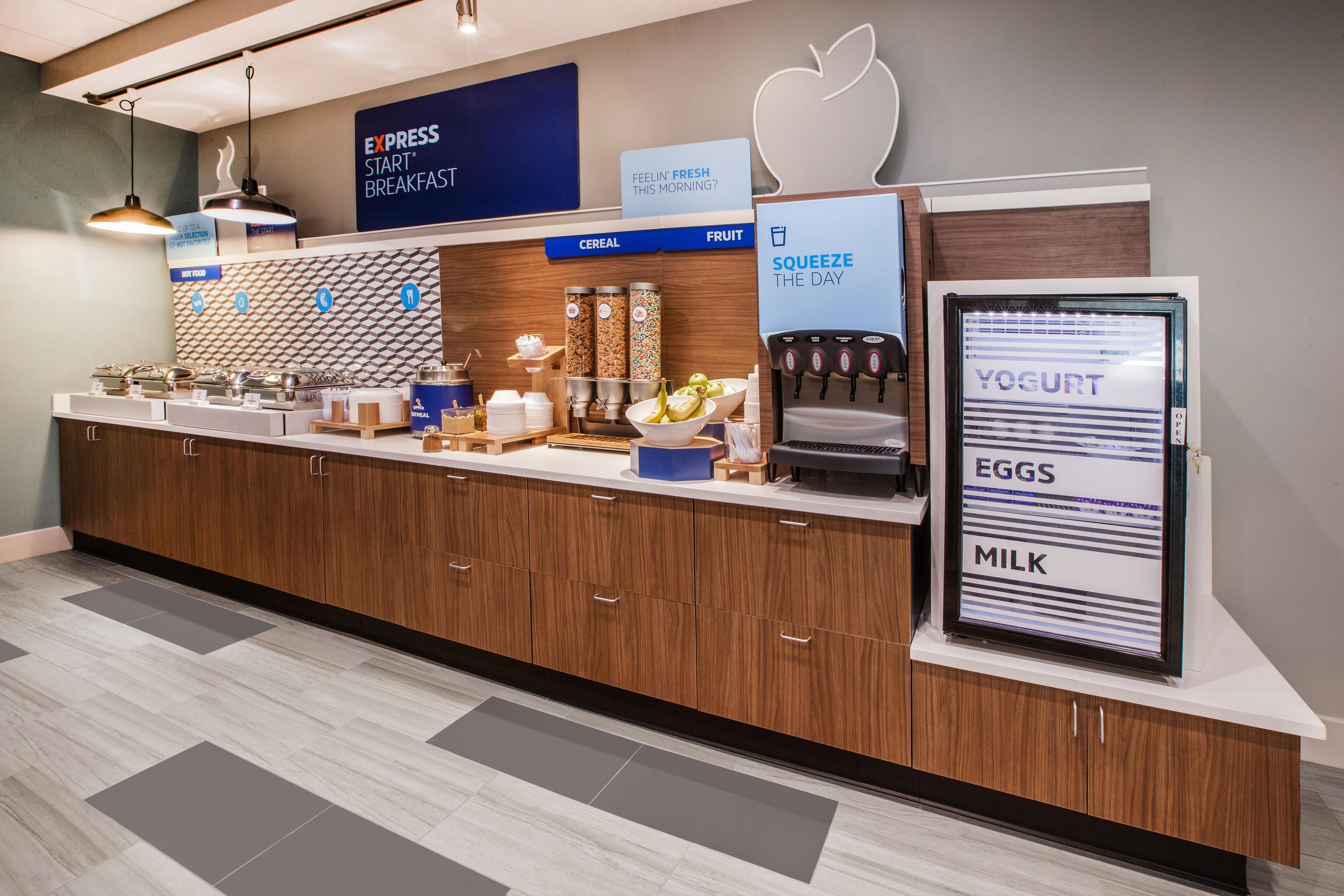 Holiday Inn Express Niles By Ihg Exterior foto